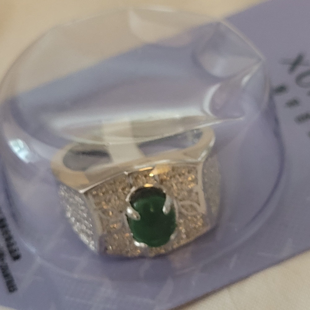 Men's Faux Emerald ring.